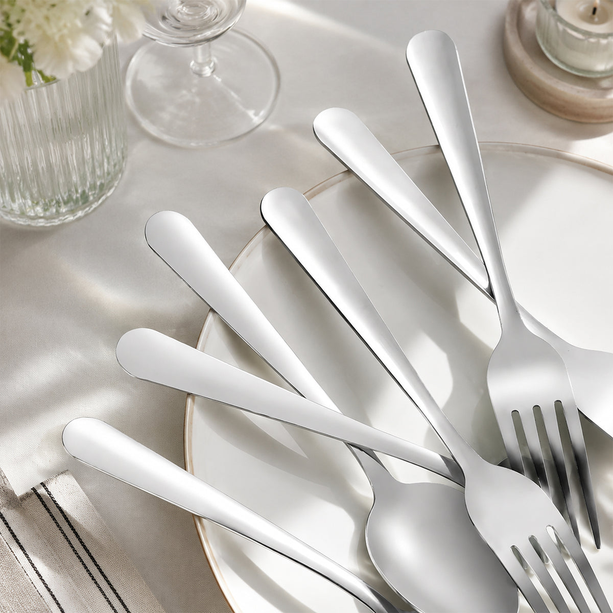 24-Pieces Spoon Fork Silverware Set, TAIMASI Food-Grade Tableware Set for 12, Stainless Steel , Mirror-Polished Dining Flatware Set for Home Restaurant