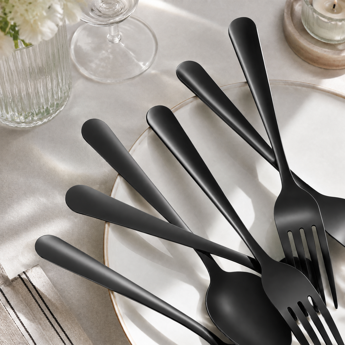 24-Pieces Spoon Fork Silverware Set, TAIMASI Food-Grade Tableware Set for 12, Stainless Steel Mirror-Polished Dining Flatware Set for Home Restaurant, Black